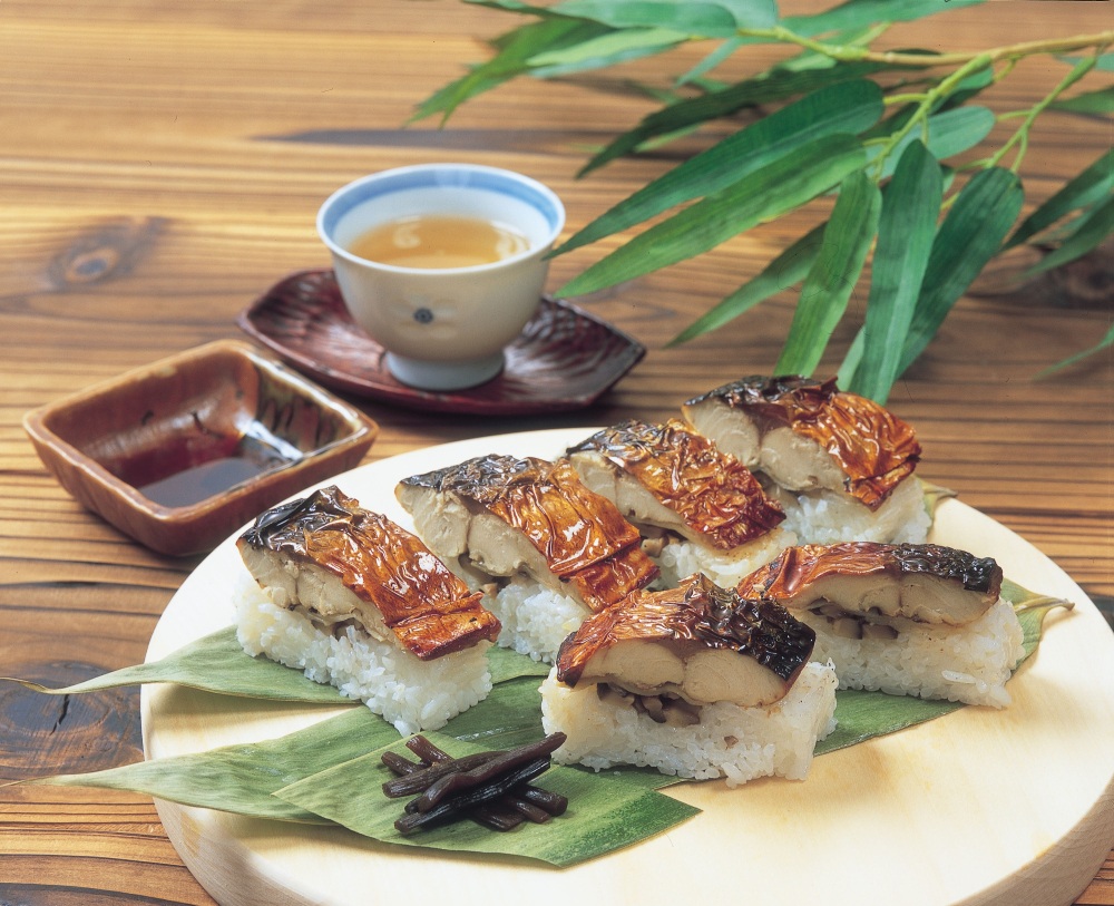 焼き鯖寿司