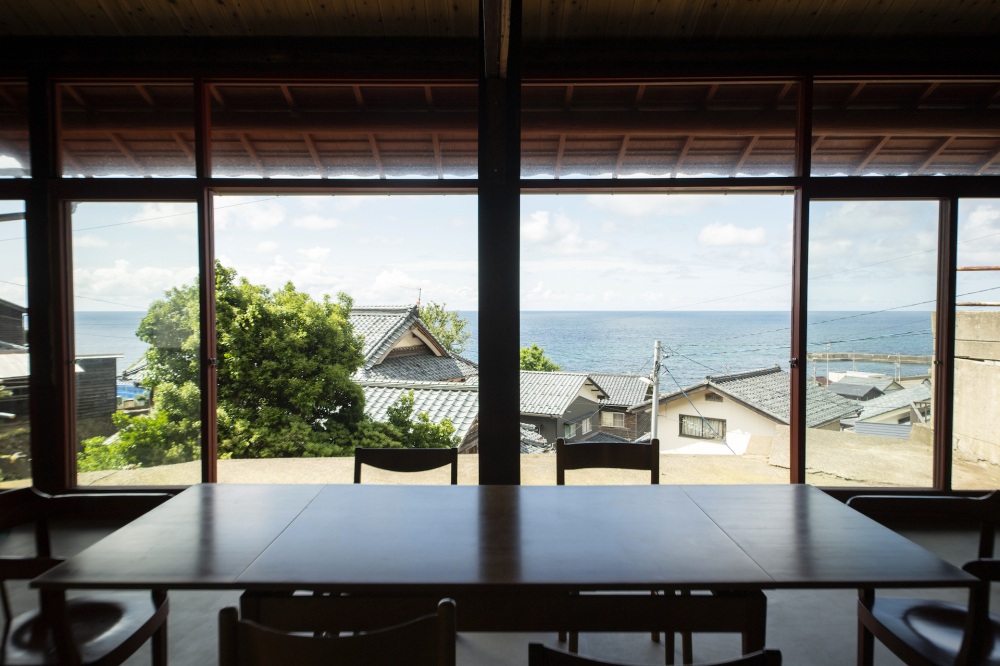 【2024年オープン】水仙畑の文化的景観に泊まれる一棟貸しの宿「点景」ワーケーションにも最適！