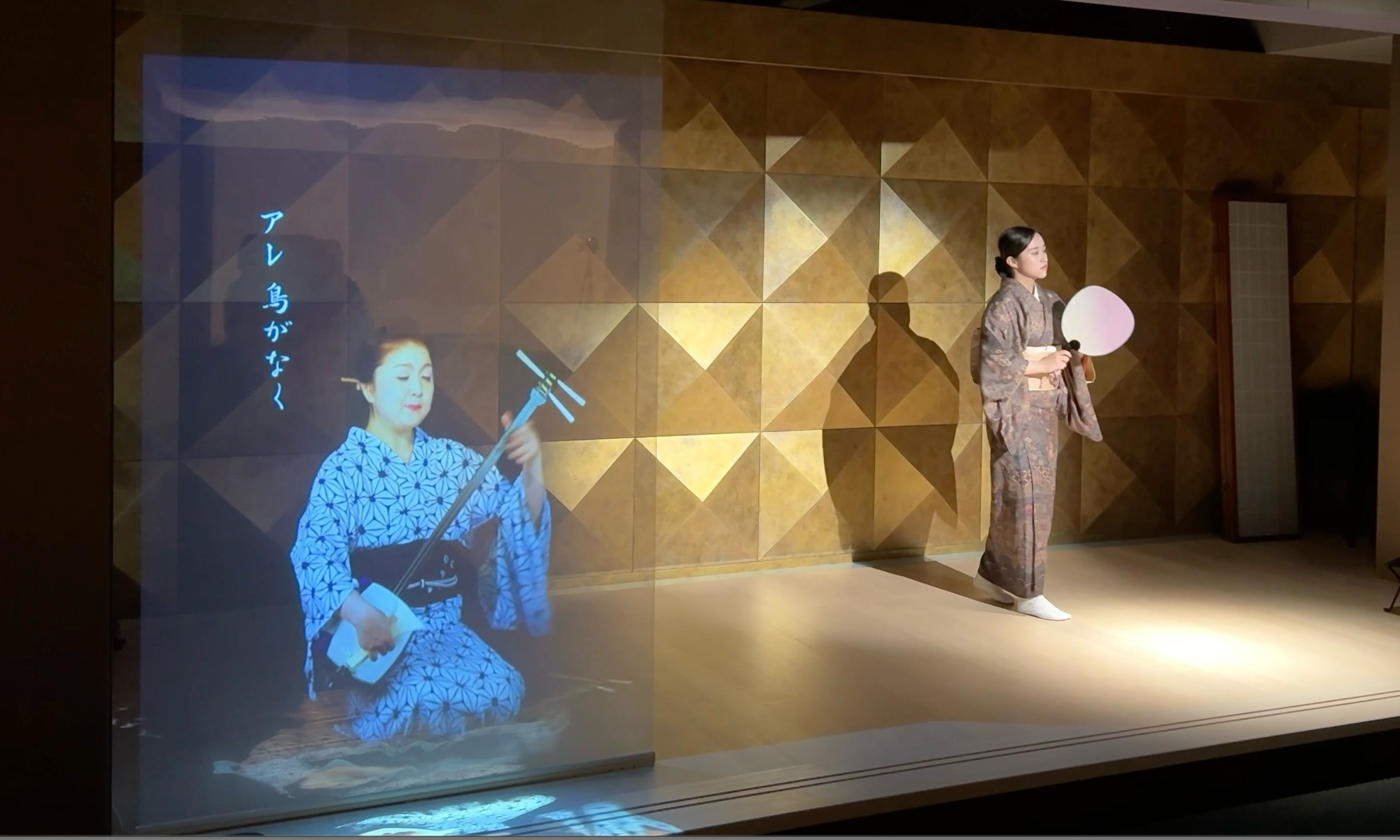 福井・浜町で美食と伝統芸能×最新テクノロジーが融合の舞台体験