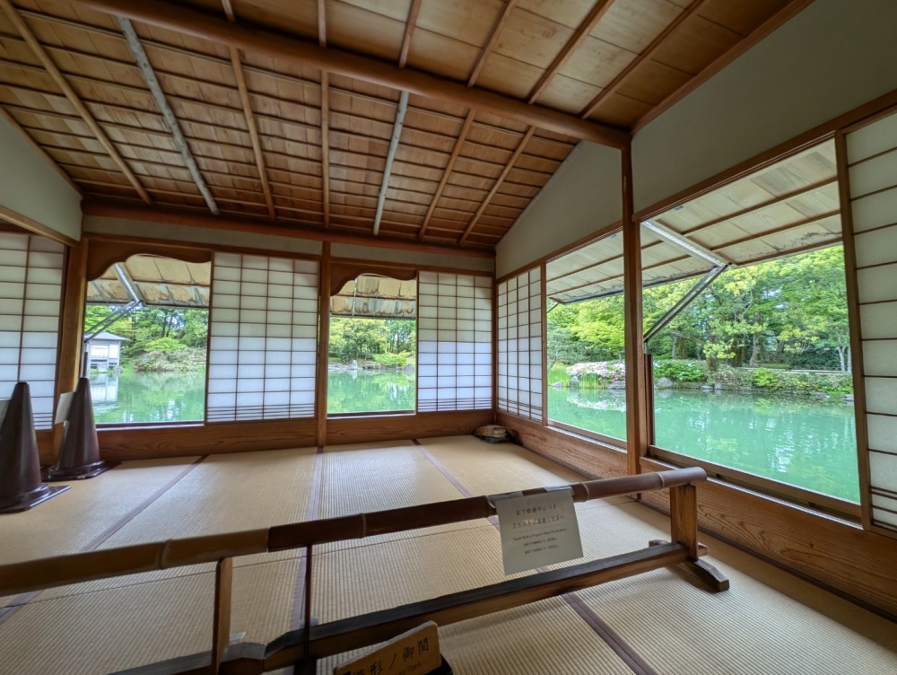【福井駅周辺30分観光】福井城と合わせて訪れると深さ倍増! 養浩館庭園と郷土歴史博物館