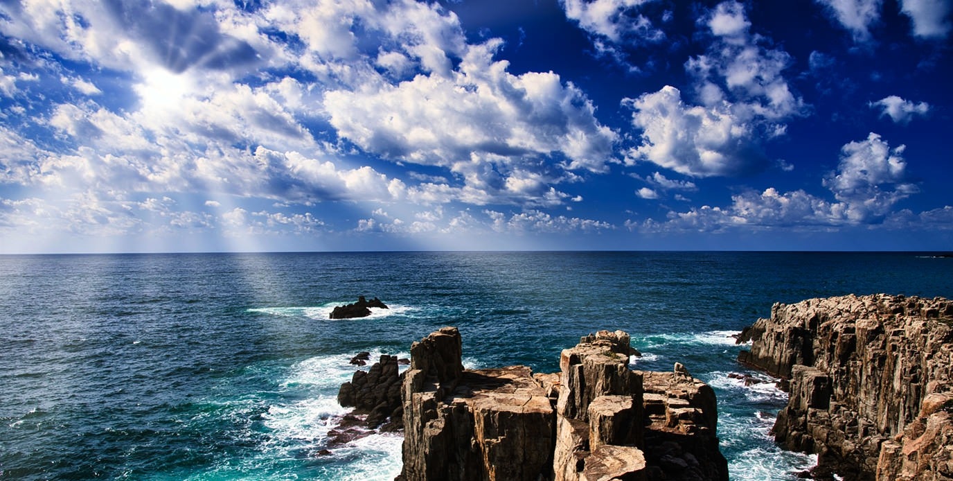 東尋坊海崖日本海沿岸的奇岩怪石